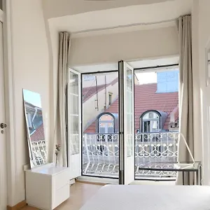 Atalaia- Ideal For Single , Lisbon Portugal
